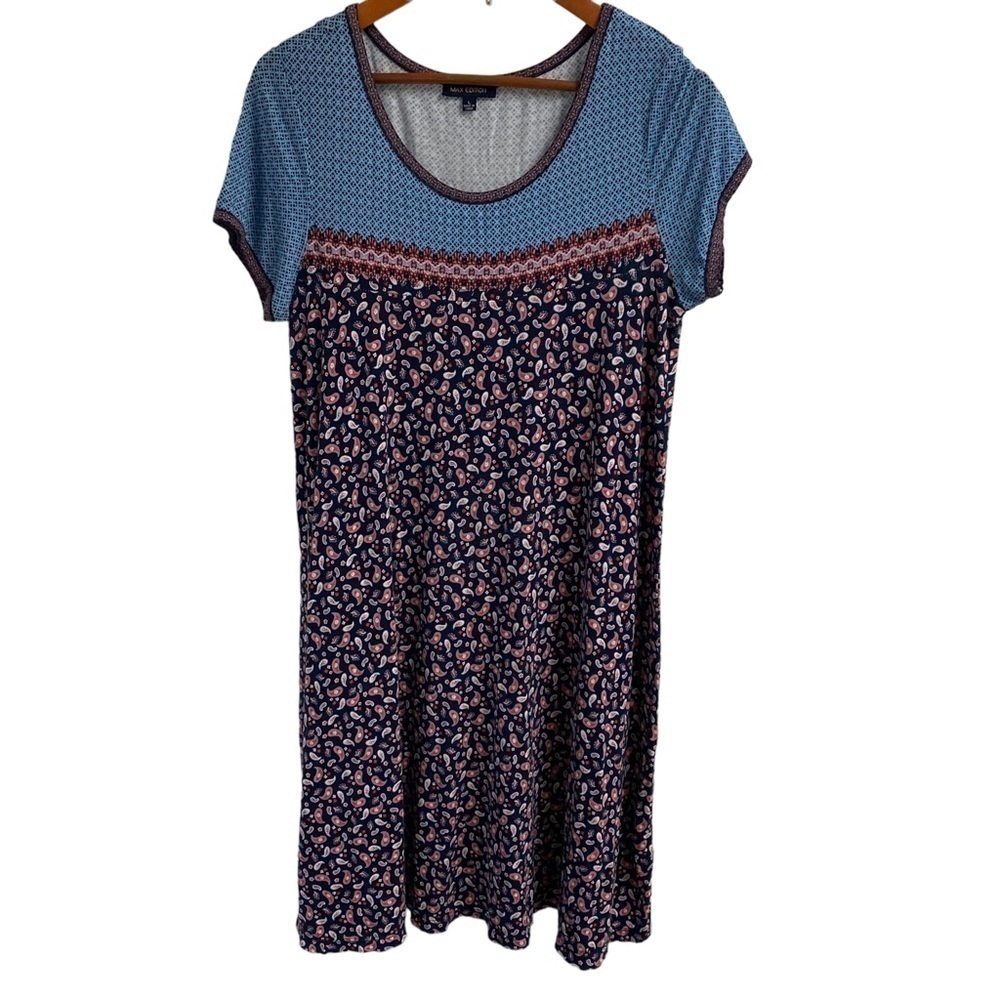 Max edition ladies pull over dress size Large.
